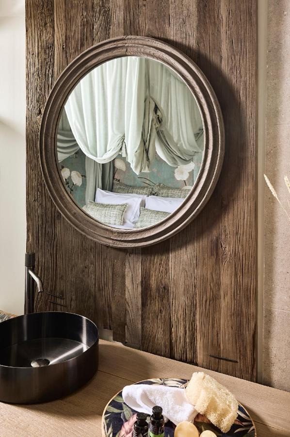 Niove Suites Milos Plaka  ภายนอก รูปภาพ