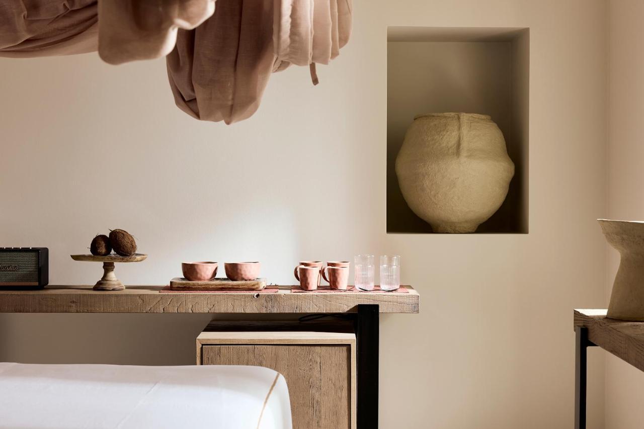 Niove Suites Milos Plaka  ภายนอก รูปภาพ
