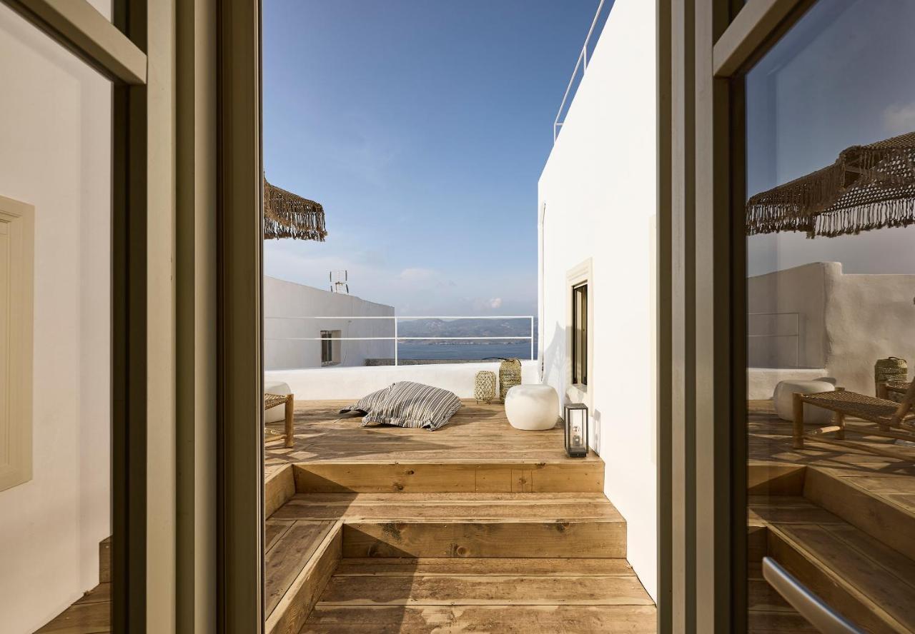 Niove Suites Milos Plaka  ภายนอก รูปภาพ