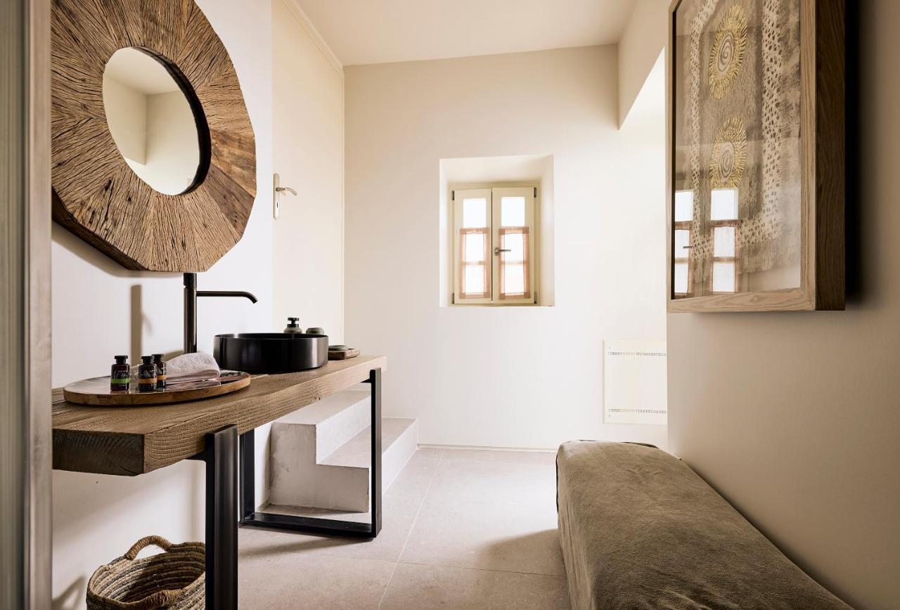 Niove Suites Milos Plaka  ภายนอก รูปภาพ