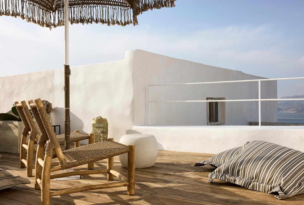 Niove Suites Milos Plaka  ภายนอก รูปภาพ
