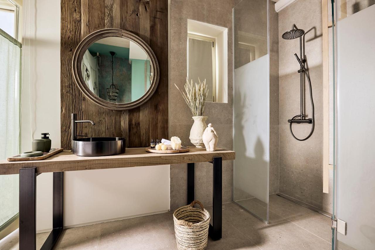 Niove Suites Milos Plaka  ภายนอก รูปภาพ